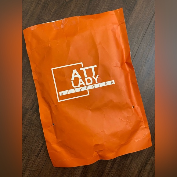 NEW HIGH WAISTED SHORT BODY SHAPER, XL/XXL - Picture 12 of 16